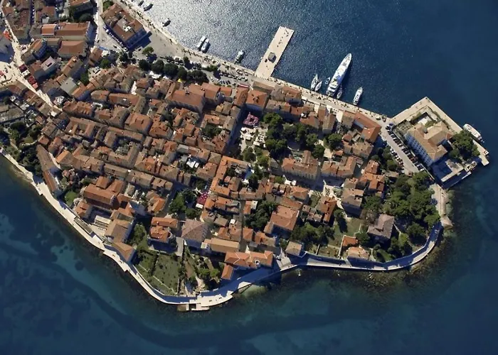 In With Terrace, Air Conditioning, Wifi, Washing Machine Apartamento Poreč