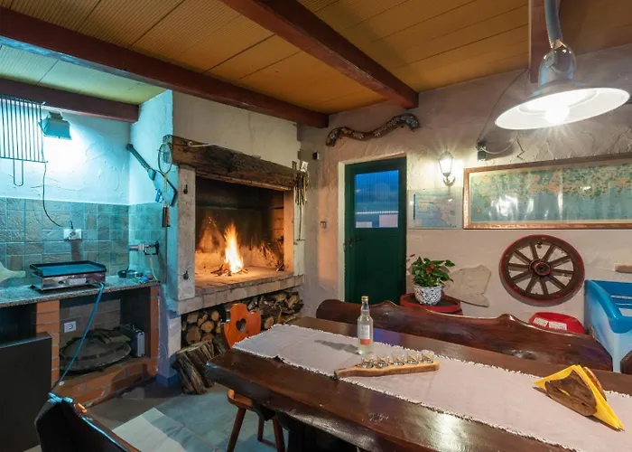 In With Terrace, Air Conditioning, Wifi, Washing Machine