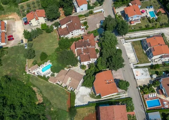 In With Terrace, Air Conditioning, Wifi, Washing Machine Apartamento *